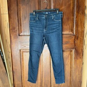 Hollister High-Rise Jean Legging